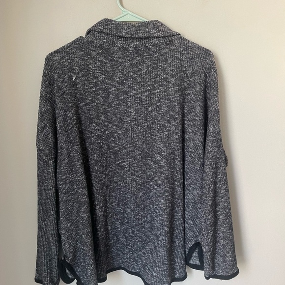 Anthropologie Saturday Sunday Gray Oversized Pullover - Picture 6 of 7